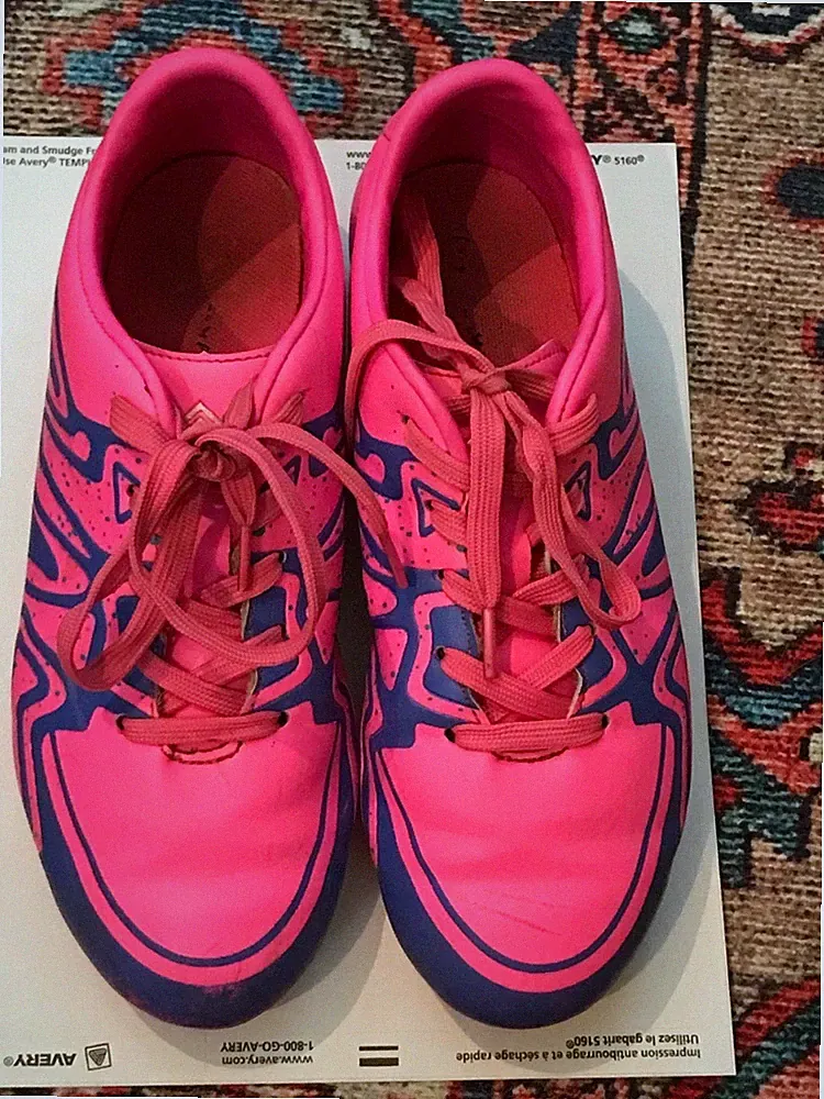 Dream Pairs Girl's Womens Sz 5 US Hot Pink Soccer Football Outdoor Cleats Used