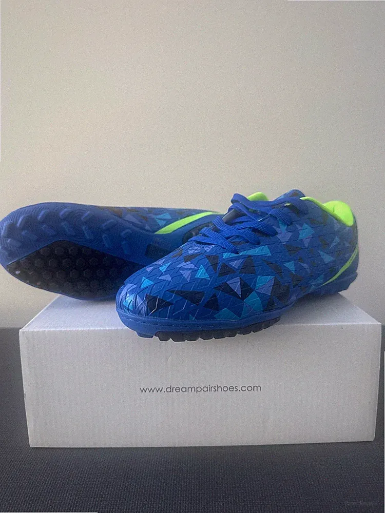 Dream Pairs Kids Turf Indoor Soccer Shoes, size 6, royal blue, new with box