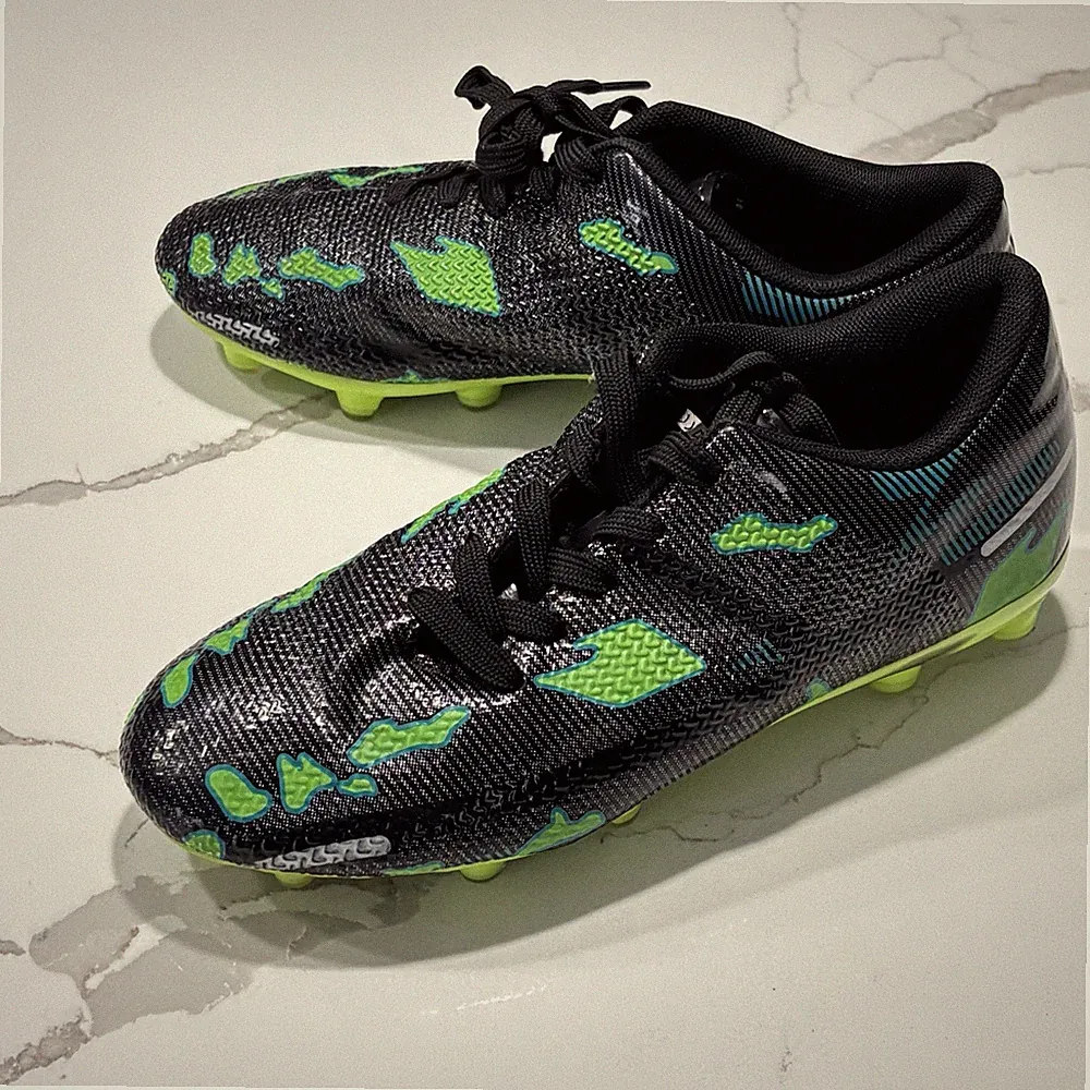 Dream Pairs Soccer Cleats Youth 5 Girl Boy Black & Green Unisex Earth Surface