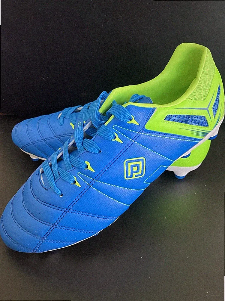 DREAM PAIRS Soccer,Football,Baseball Cleats Men’s 8.5 New!! Awesome!