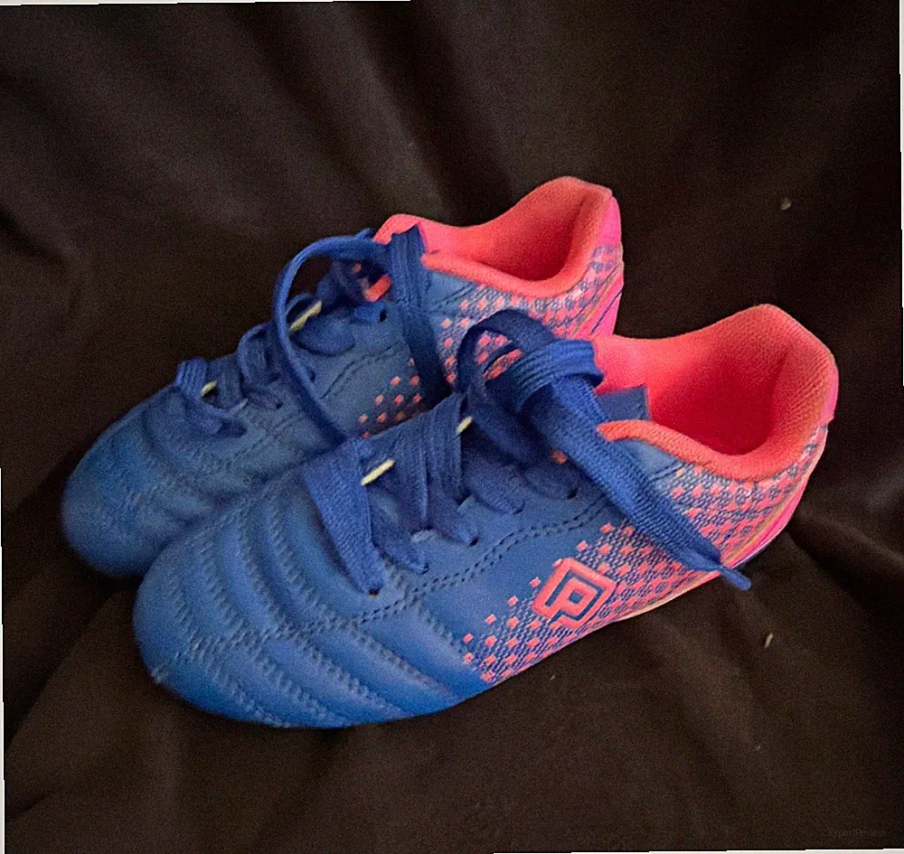 Dream Pairs Superflight-1K Blue/Pink Soccer Cleats Plastic Lace-Up Low Top