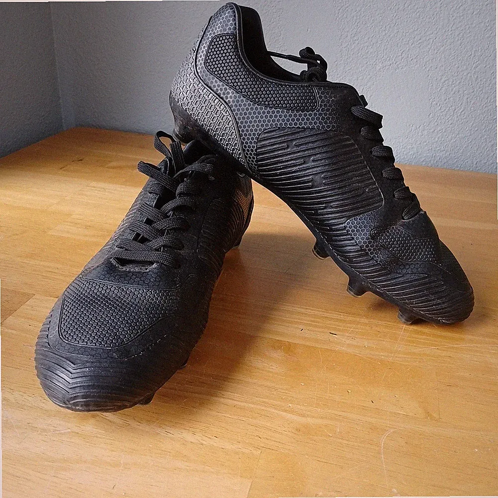 Dream Pairs Superflight-2 Mens Firm Ground Soccer Cleats Size 9
