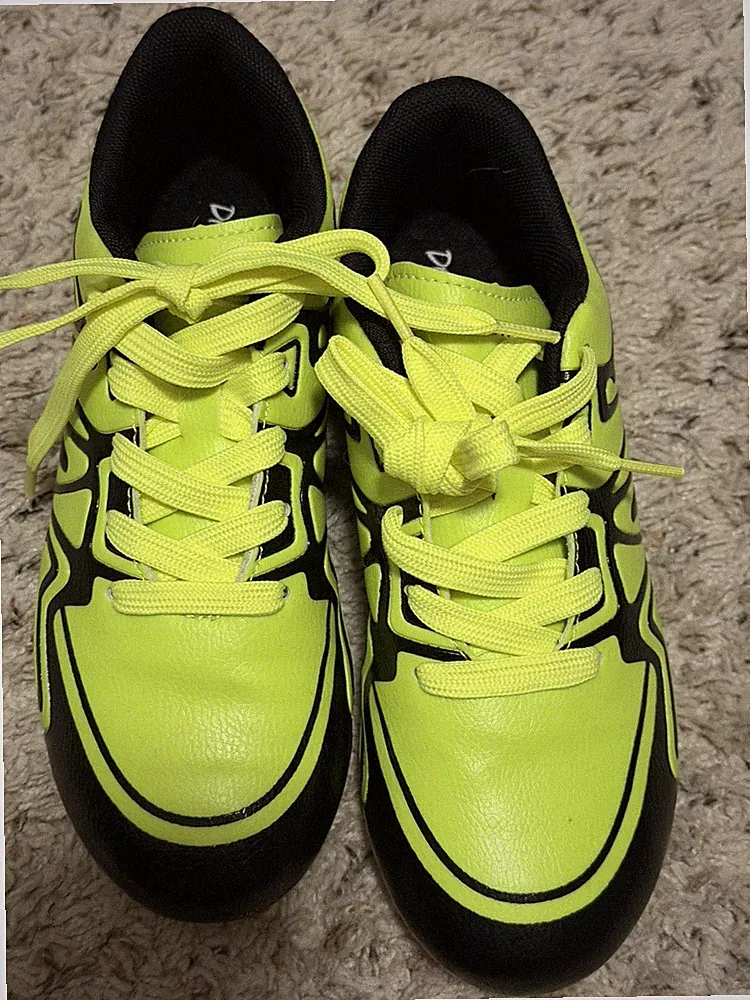 Dream Pairs Youth Soccer Cleats – Neon Green
