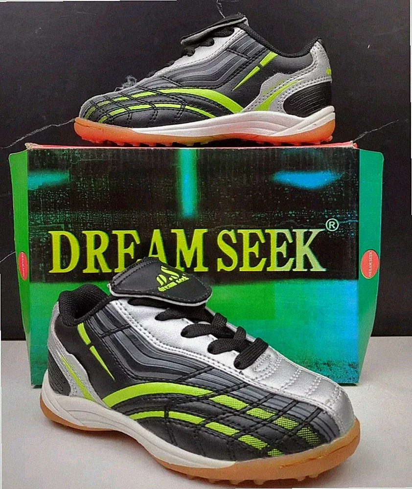 Dream Seek Kids Soccer Cleats, Black/Green/Silver, sz 10