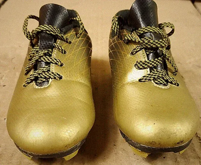 DSG Dick's Sporting Goods Gold Black Soccer Cleats Shoes Toddlers Boys Size 11