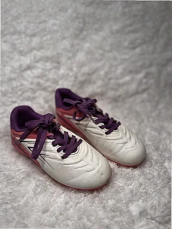 DSG Girls Soccer Cleats Size 11K White Pink Purple Kids Shoes