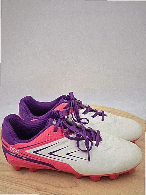 DSG Kids Speed Viper Soccer Cleats Girls Youth Sz 4