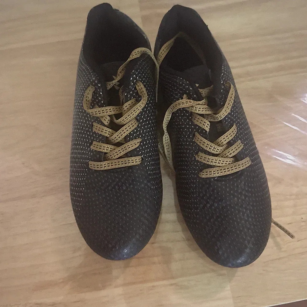 DSG Kids' Toddler Soccer Cleats Shoes Size 6Y Speed Viper Black/Gold