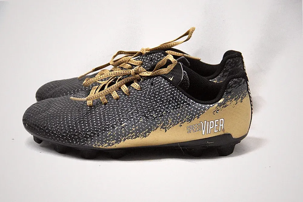 DSG Speed Viper Futbol Soccer Cleats Youth Size 5.5 Black Gold GYP21-BLK