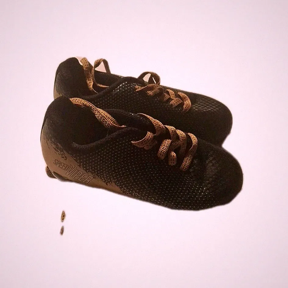 DSG Speed Viper Soccer Black & Gold Cleats-Kids Size 9K