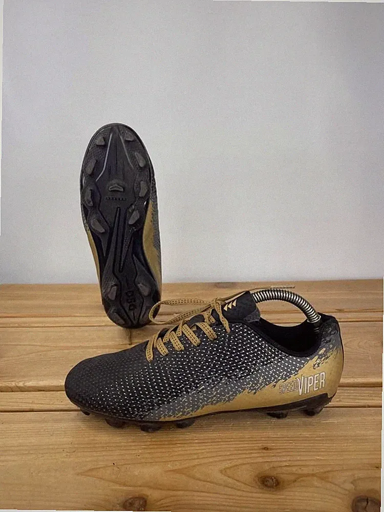 DSG Speed Viper Soccer Cleats Size 4 – Black & Gold Firm Ground Cleats