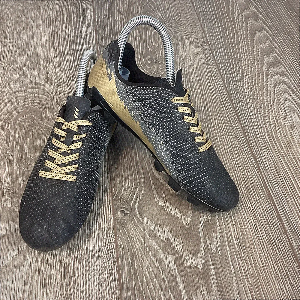 DSG Speed Viper Youth Soccer Cleats Shoes 35 Black Gold Boys Girls Unisex