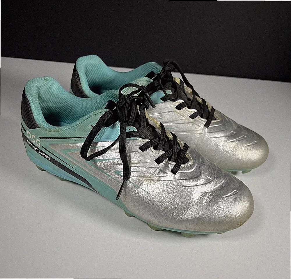 DSG Speed Viper Youth Soccer Cleats Size 2.5 Silver/Aqua/Black
