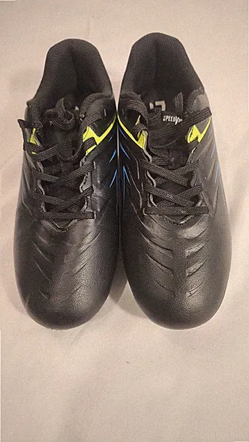 DSG Speed Viper Youth Soccer Cleats Size 3.5
