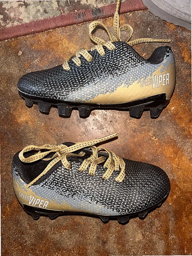 DSG Toddler Soccer Cleats Size 8 K Speed Viper Black/Gold