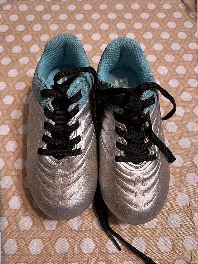 DSG Youth 8K Soccer Cleats Blue Silver Kids Shoes Lace Up