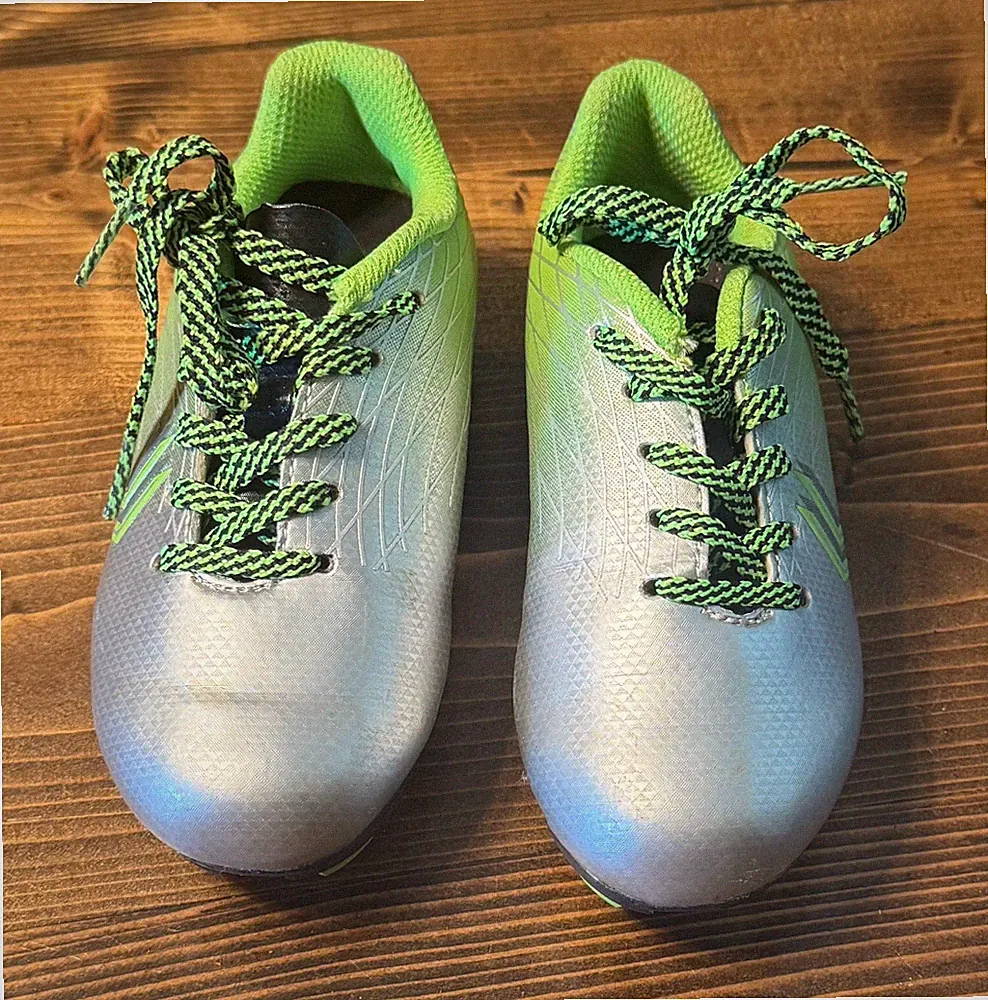 DSG Youth Soccer Cleats - Green- Size 10 DSGYP18-GRN Kids 10K - Used