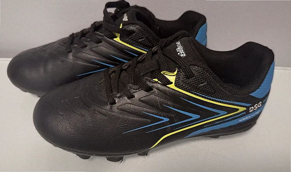 DSG Youth Soccer Cleats Size 12K Speed Viper Black Blue Kids Shoes