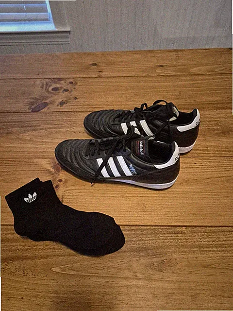 EUC Adidas MUNDIAL TEAM Turf Soccer Shoes Leather Size 12.5 + Bonus