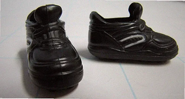 EUC BARBIE DOLL Black HI HIGH TOP Soccer Cleats TENNIS SHOES fits Flat-Foot Liv