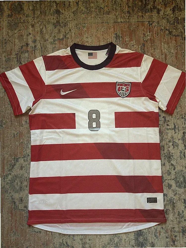Extra Large Red White Striped US Soccer Jersey “Waldo” Edition – #8 Dempsey