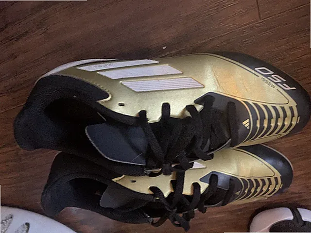 F50 League Messi Firm/Multi-Ground Soccer Cleats Kids Size 6 Gold Black