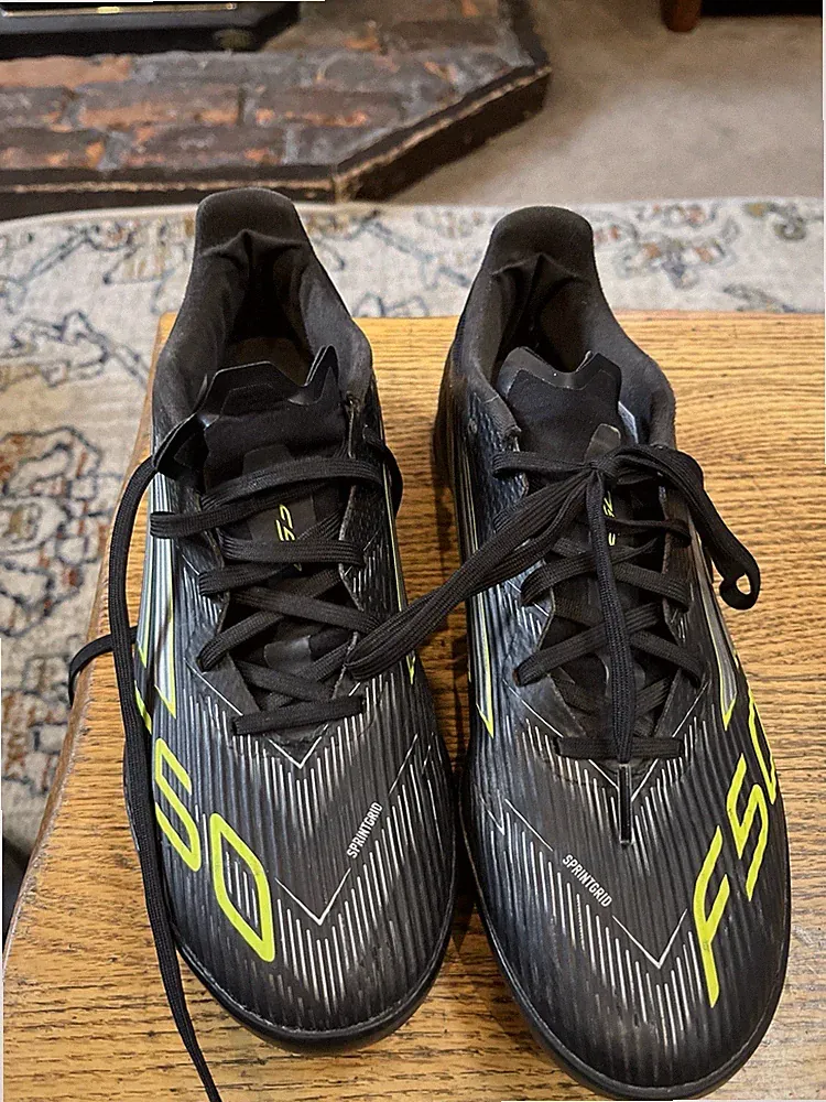 F50 Turf Cleats