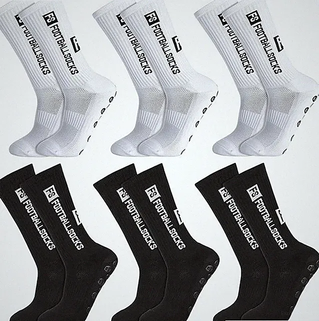 GGSTDDUP 6 Pairs Grip Soccer Socks for Men Anti Slip One Size, Black, White