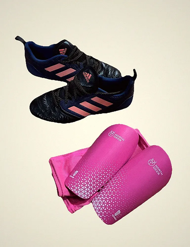 Girl’s Adidas Soccer Cleats Size 6.5 And Medium Youth Shin Guard Lot