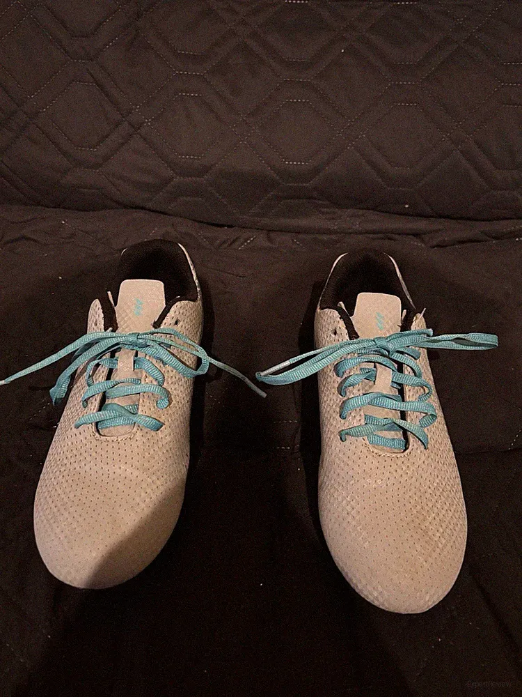 Girls DSG Speed Viper Soccer Cleats (Size 5)