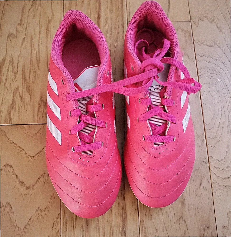 Girls Soccer Cleats Size 1