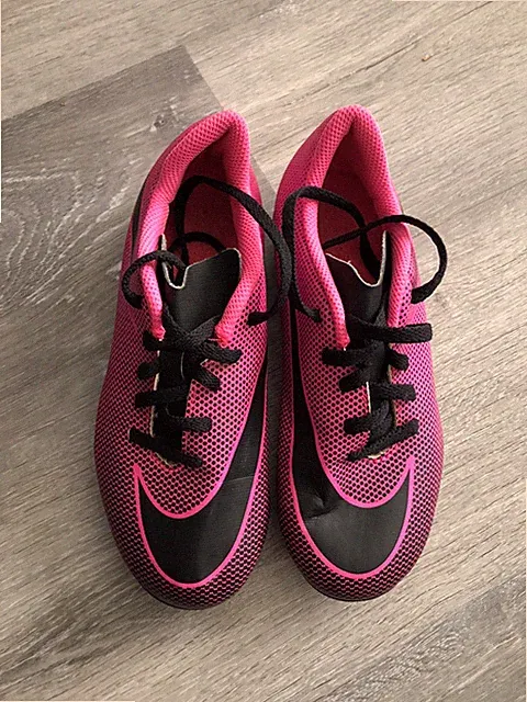 Girls Pink Cleats Size 2y