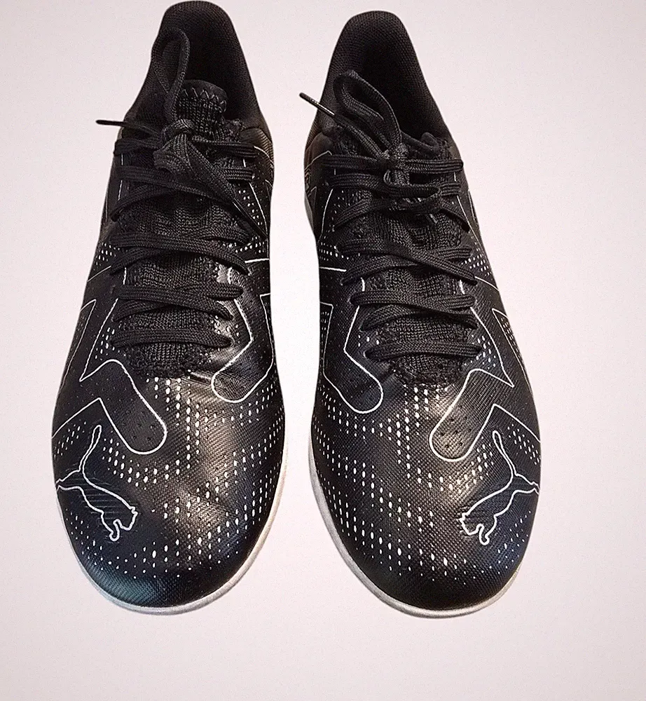 Girls Puma Indoor Soccer Cleats Black Size 7.5