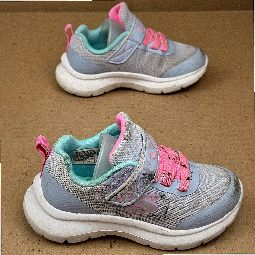 Girls Skechers Size 8 Gray Pink Athletic Sneakers Kids Shoes need cleaning
