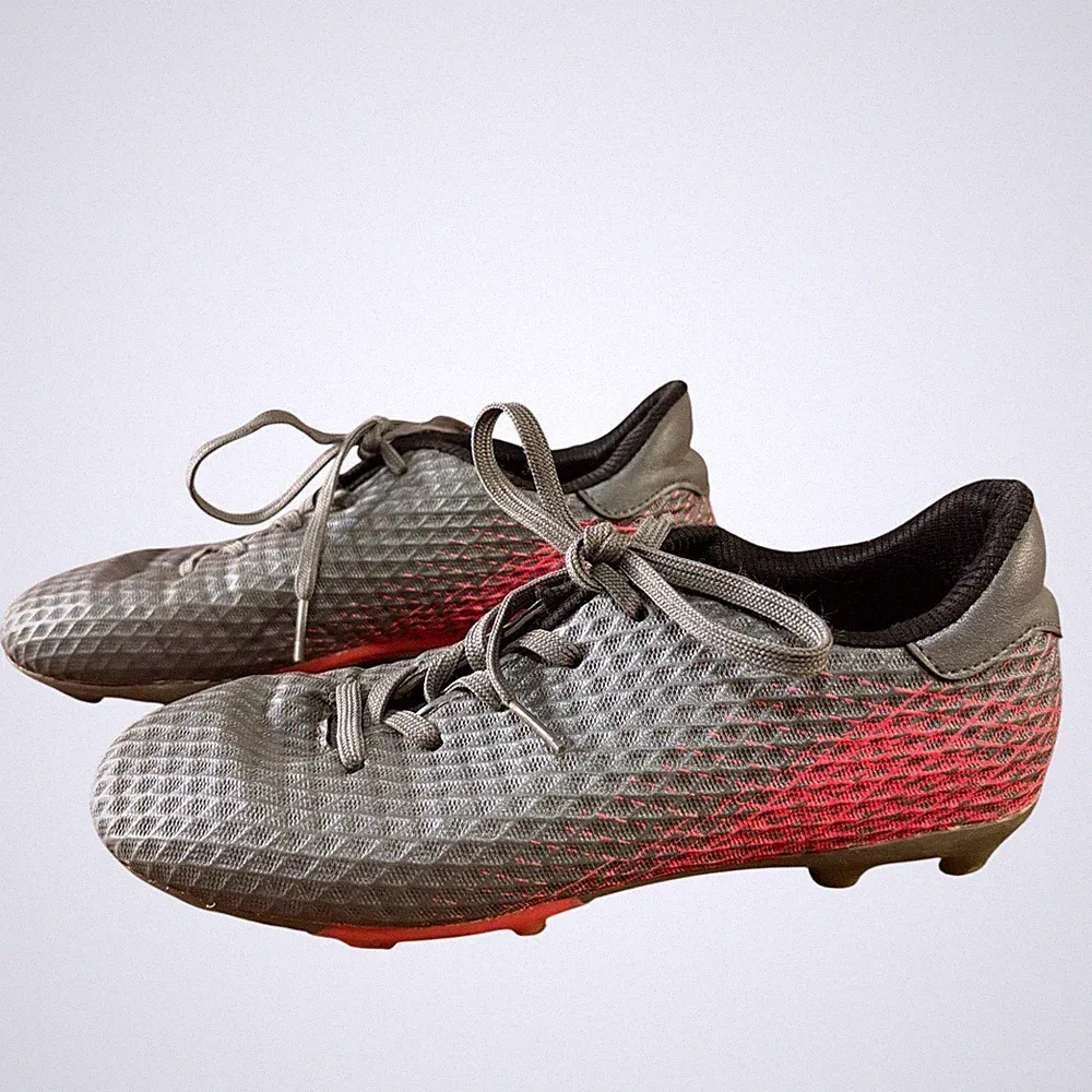 soccer cleats girls