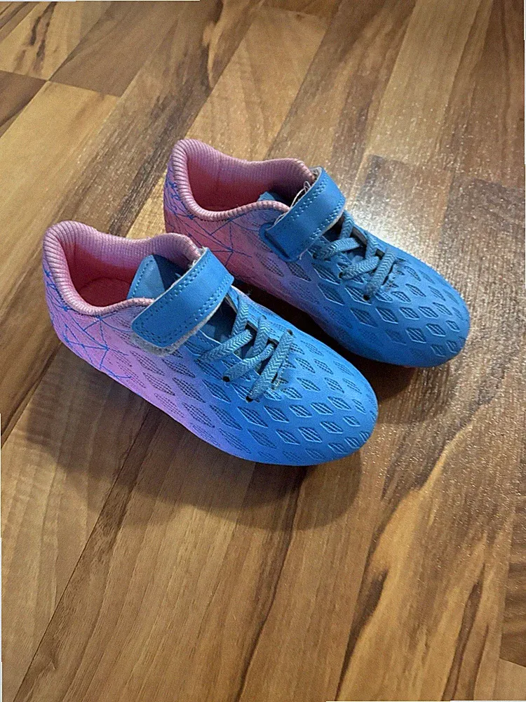 girls soccer cleats size 11
