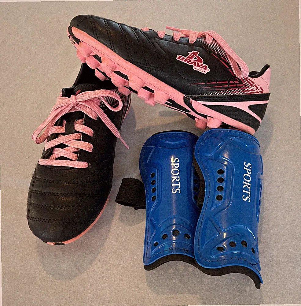 Girls' Soccer Cleats US size 1 1/2 Black with Pink Accents & Shinguards.