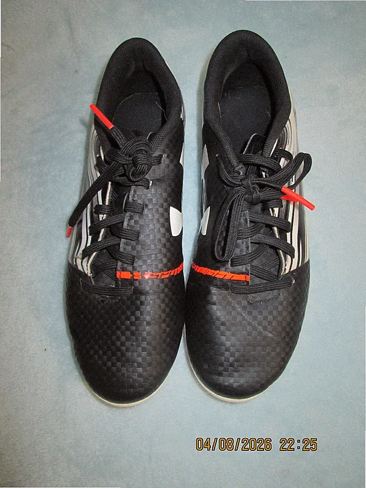 Girls Under Armour Soccer Shoes with Cleats
