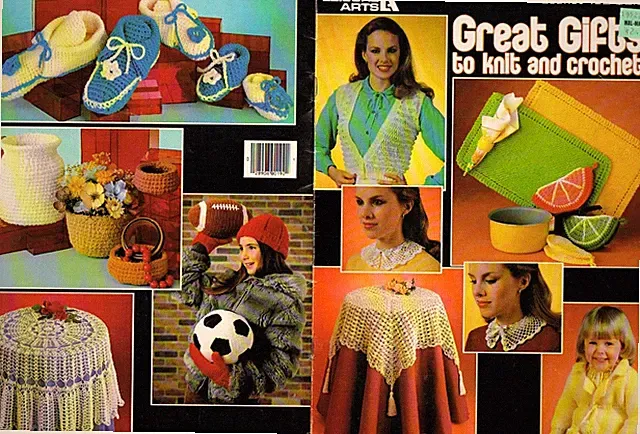 Great Gifts to Knit Crochet Pattern Football Soccer Ball Baskets Collars Fruit