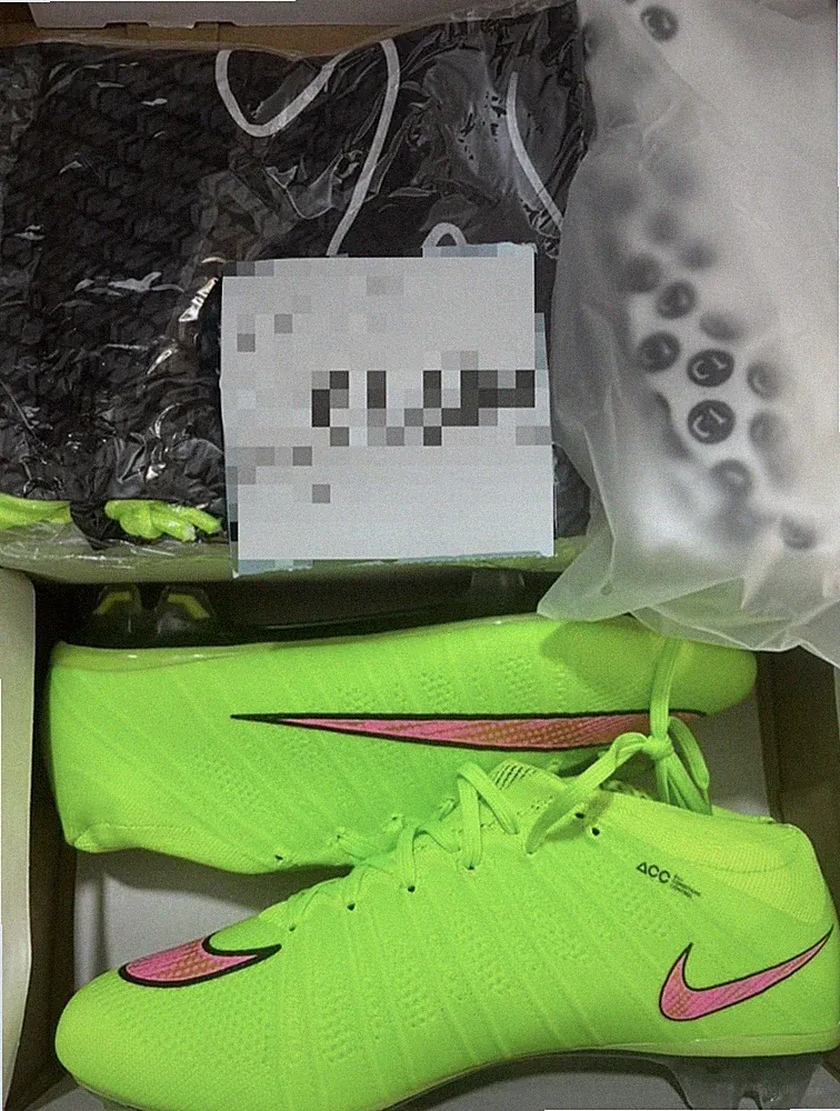 Green Nike Mercurial Superfly