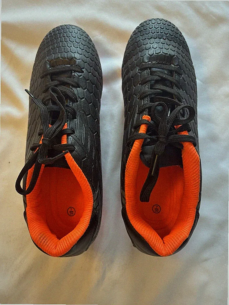 Hawkwell Boys' Youth Soccer Cleats Shoes Black US Size 7