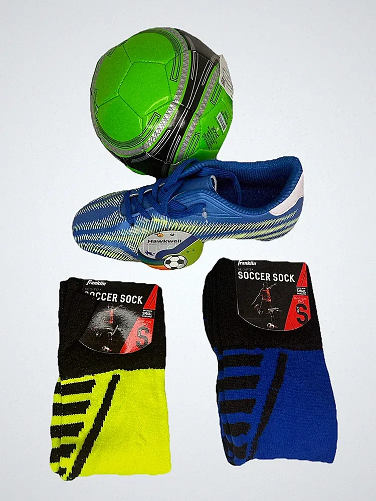 Hawkwell Little Kids Sz 13 Outdoor Firm Ground Turf Soccer Cleats Socks & Ball
