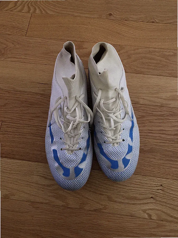High Quality Mens Soccer Shoes TF/FG Ultralight Football Cleats White Blue 10-11