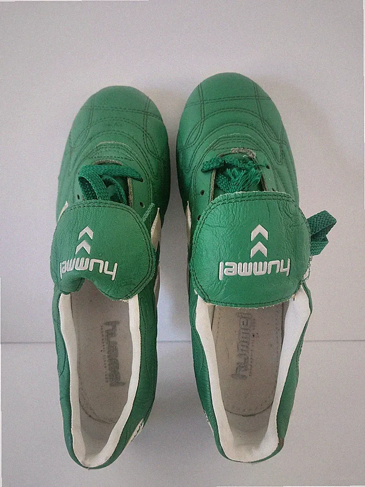 Hummel Leather