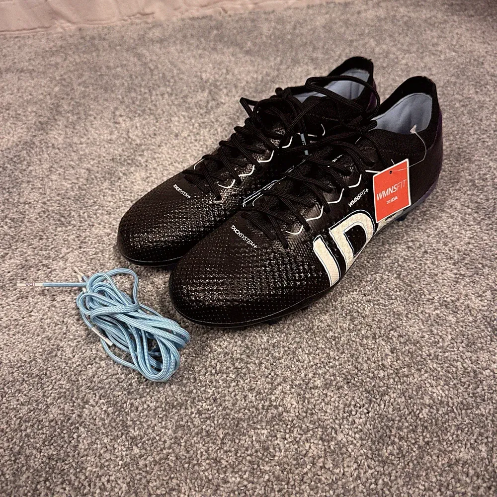 IDA Rise Elite Women's lightweight FG/AG Soccer sport Cleats (black/purple) 10