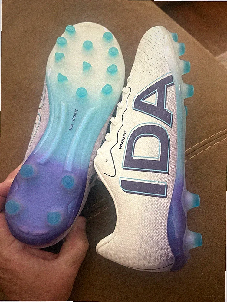 IDA Women’s Soccer Cleats White Blue Purple Gradient Studded Sole US 8.5 M