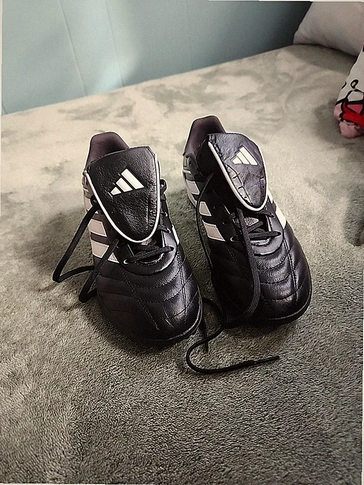 Indoor Soccer Shoes For Boys