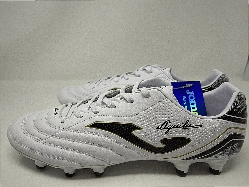 JOMA Men's Aguila 2202 White Firm Ground Soccer Cleat - White Black US Size 9