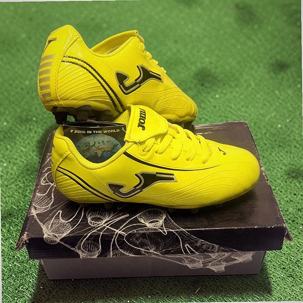 Joma Multitaco Shinny N° 911 Youth Soccer Cleats US Sizes 4Y 4.5Y