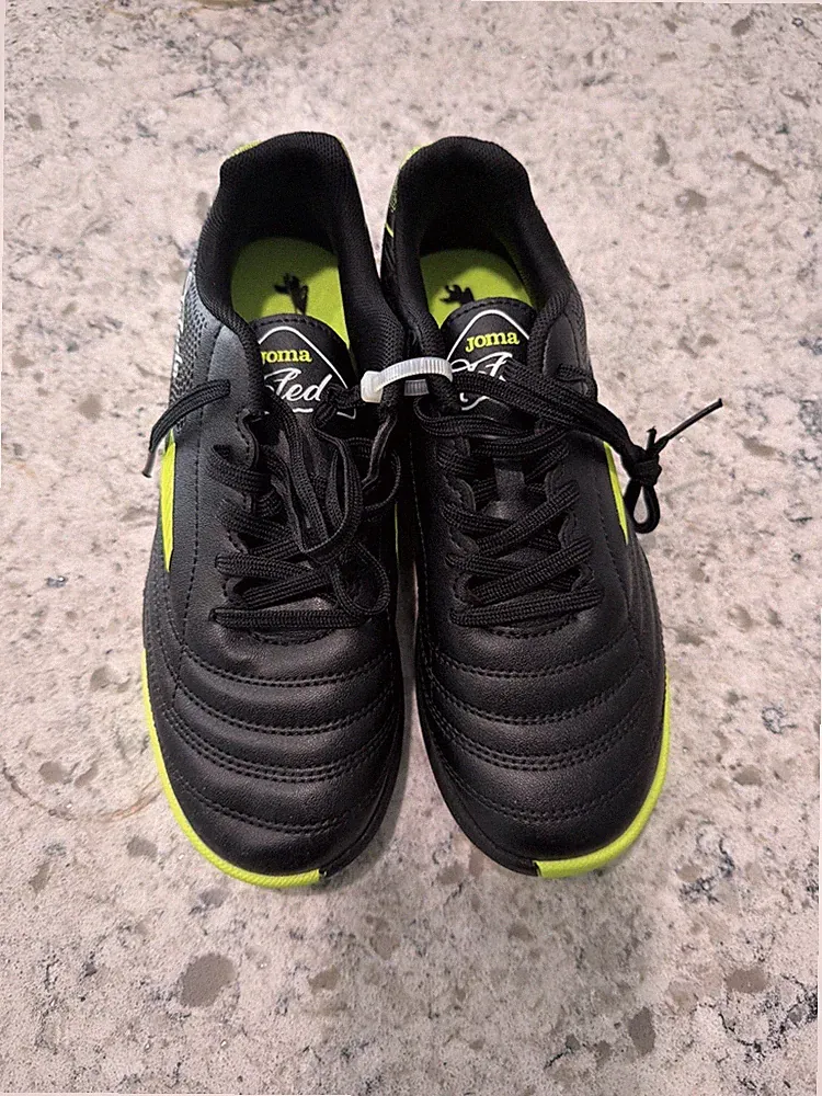 Joma Toledo Black Youth Soccer Cleats Shoes US Size 4.5